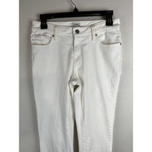 LL Bean Women’s Size 2 Reg Favorite Fit White Denim Jeans